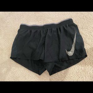 Nike Dri-FIT Shorts in Black with Gray logo, size L, line, like-new!